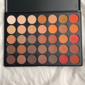 Morphe 35O matte palette